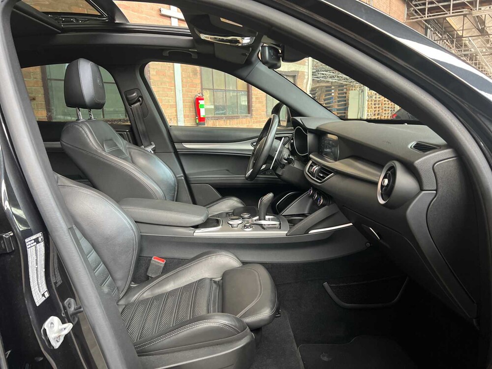 Alfa Romeo Stelvio 2.2 JTD AWD Veloce 209PS 2020, J-329-XH