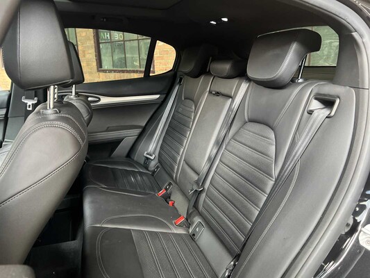Alfa Romeo Stelvio 2.2 JTD AWD Veloce 209pk 2020, J-329-XH
