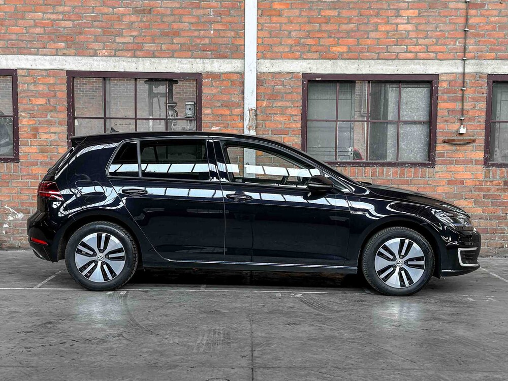 Volkswagen e-Golf 136PS 2019 (Original-NL), ZF-315-L