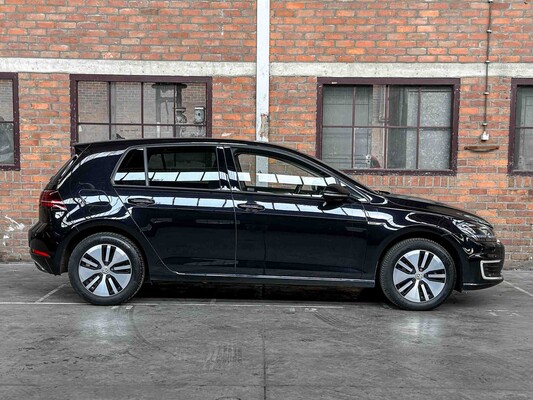 Volkswagen e-Golf 136pk 2019 (Origineel-NL), ZF-315-L