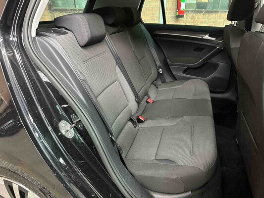 Volkswagen e-Golf 136pk 2019 (Origineel-NL), ZF-315-L