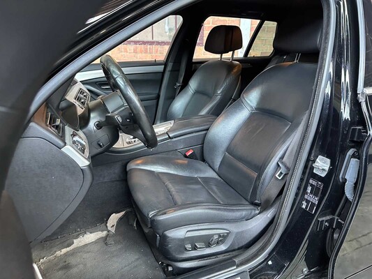 BMW 520i Touring M Sport Edition 184pk 2017 F11 5-serie, KZ-889-H