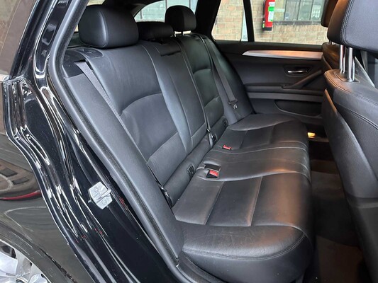 BMW 520i Touring M Sport Edition 184pk 2017 F11 5-serie, KZ-889-H