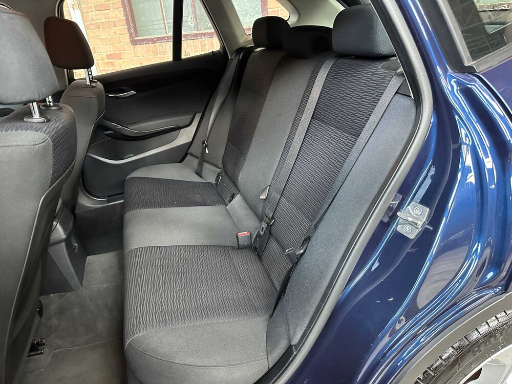 BMW X1 sDrive20i Business E84 184PS 2013, 6-KNF-69