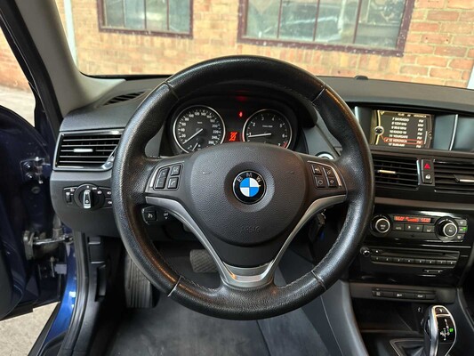 BMW X1 sDrive20i Business E84 184pk 2013, 6-KNF-69