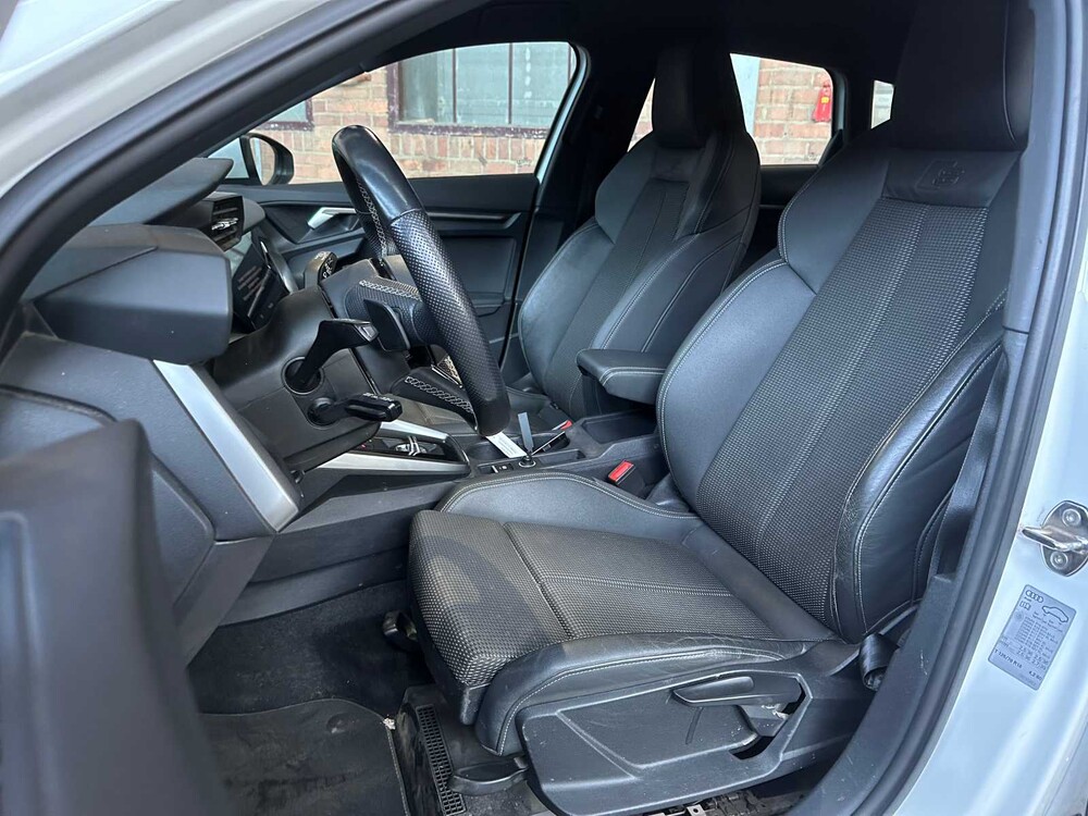 Audi A3 Sportback 30 TFSI S Edition S-Line 110PS 2021 (Original-NL), L-963-SJ