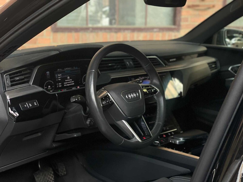 Audi e-tron 50 Quattro S Edition S-Line 71 kWh 313PS 2021, GRJ-01-P