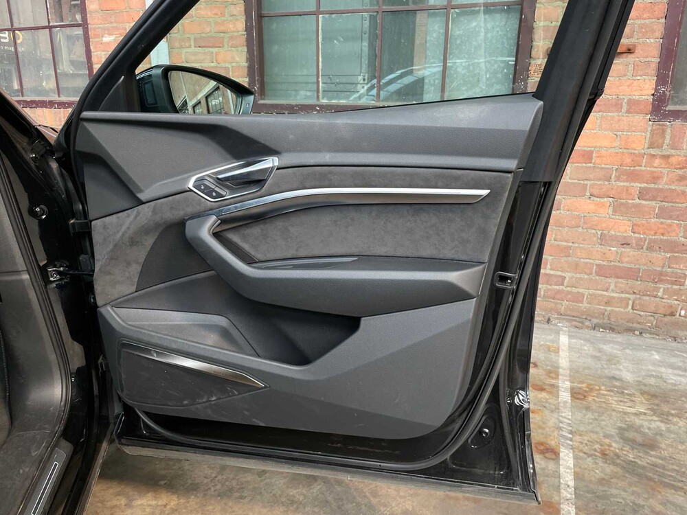 Audi e-tron 50 Quattro S Edition S-Line 71 kWh 313PS 2021, GRJ-01-P