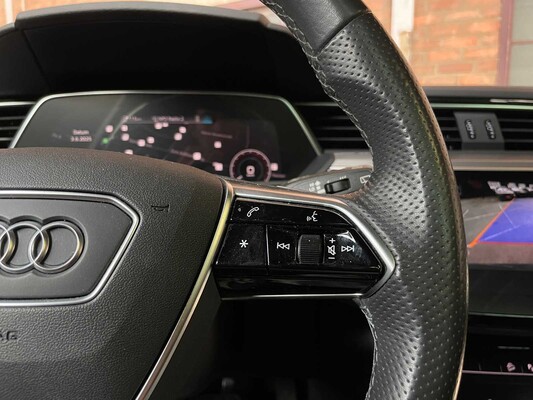 Audi e-tron 50 Quattro S Edition S-Line 71 kWh 313pk 2021, GRJ-01-P
