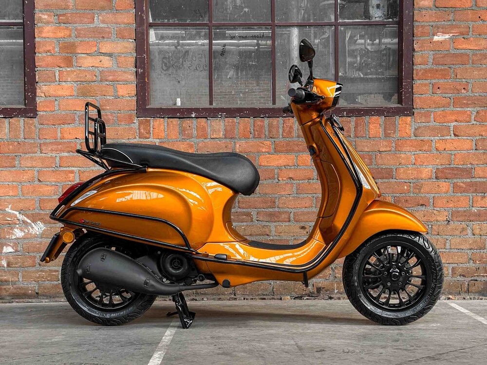 Vespa Sprint 4T (CUSTOM) 2014, F-512-XF Roller