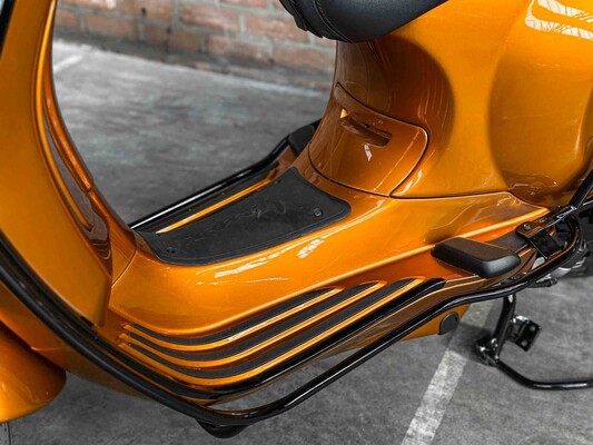 Vespa Sprint 4T (CUSTOM) 2014, F-512-XF Scooter