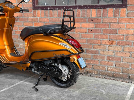 Vespa Sprint 4T (CUSTOM) 2014, F-512-XF Scooter