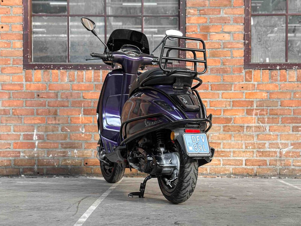 Vespa Sprint 4T -Carbon- (CUSTOM) 2016, DFV-89-L Roller