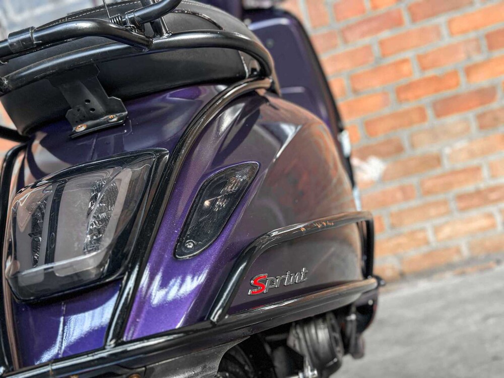 Vespa Sprint 4T -Carbon- (CUSTOM) 2016, DFV-89-L Roller