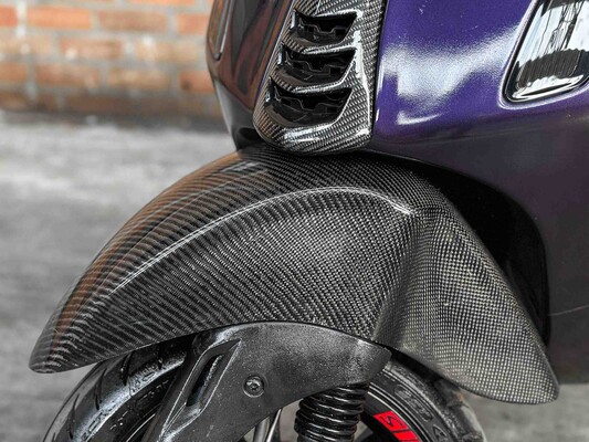 Vespa Sprint 4T -Carbon- (CUSTOM) 2016, DFV-89-L Scooter