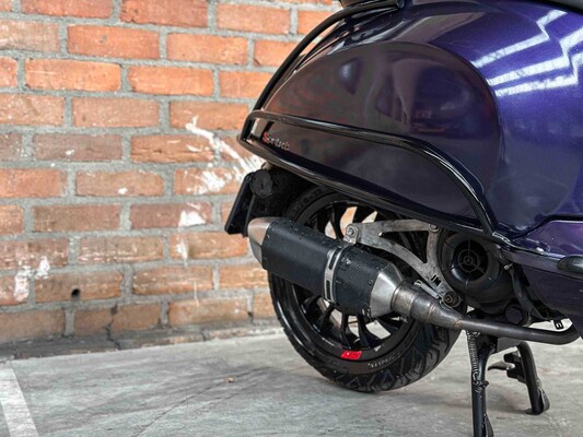 Vespa Sprint 4T -Carbon- (CUSTOM) 2016, DFV-89-L Scooter