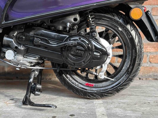Vespa Sprint 4T -Carbon- (CUSTOM) 2016, DFV-89-L Scooter