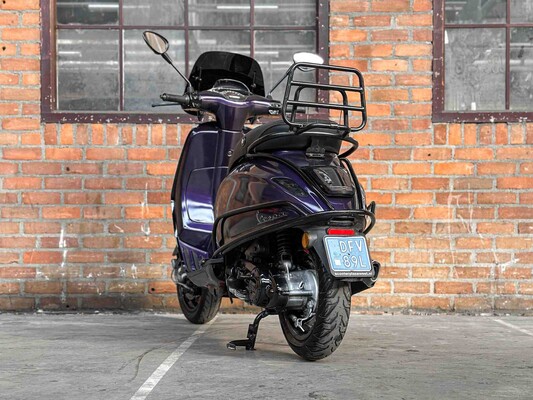 Vespa Sprint 4T -Carbon- (CUSTOM) 2016, DFV-89-L Scooter