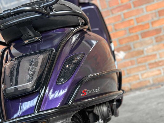 Vespa Sprint 4T -Carbon- (CUSTOM) 2016, DFV-89-L Scooter