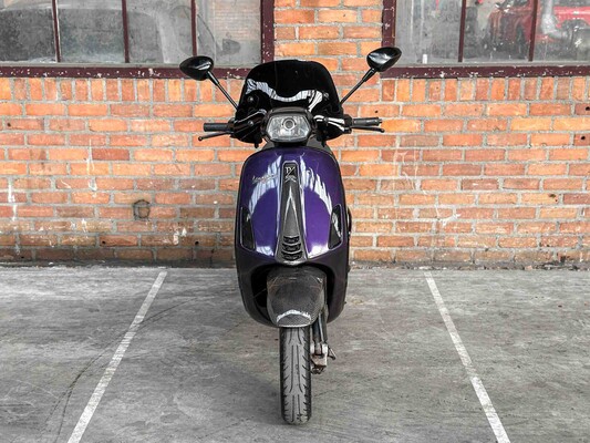 Vespa Sprint 4T -Carbon- (CUSTOM) 2016, DFV-89-L Scooter