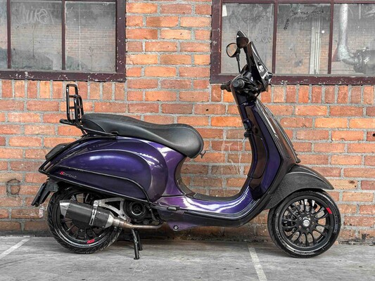 Vespa Sprint 4T -Carbon- (CUSTOM) 2016, DFV-89-L Scooter
