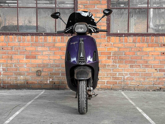 Vespa Sprint 4T -Carbon- (CUSTOM) 2016, DFV-89-L Scooter