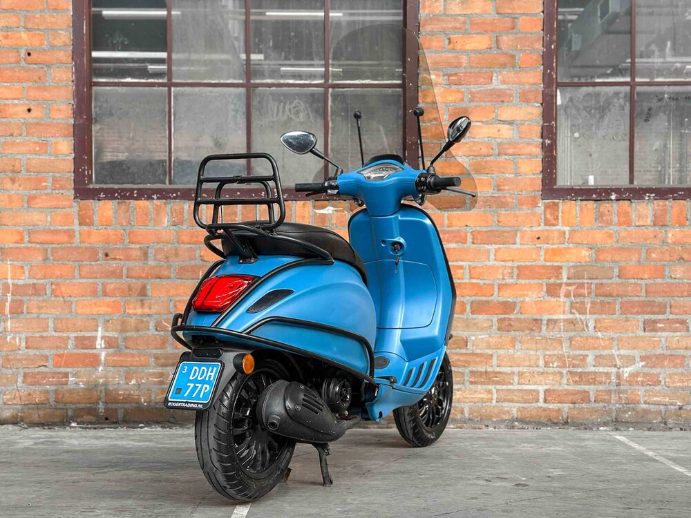 Vespa Sprint 4T 2015, DDH-77-P Roller