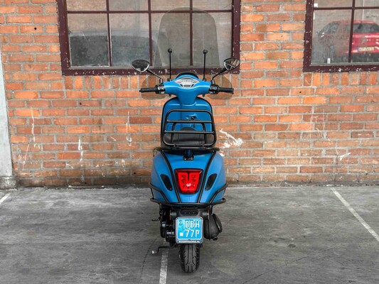 Vespa Sprint 4T 2015, DDH-77-P Scooter