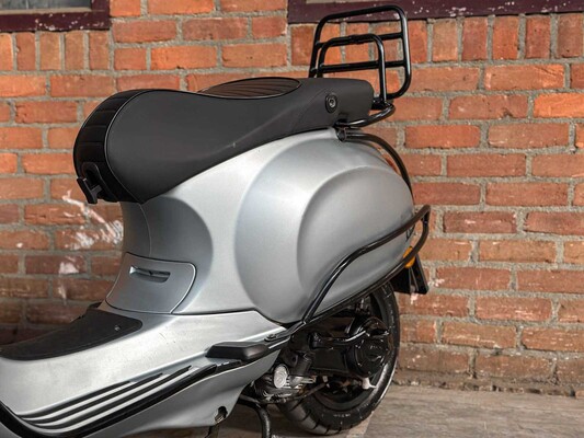 Vespa Sprint Primavera 4T 2016 (CUSTOM), DGN-46-R Scooter
