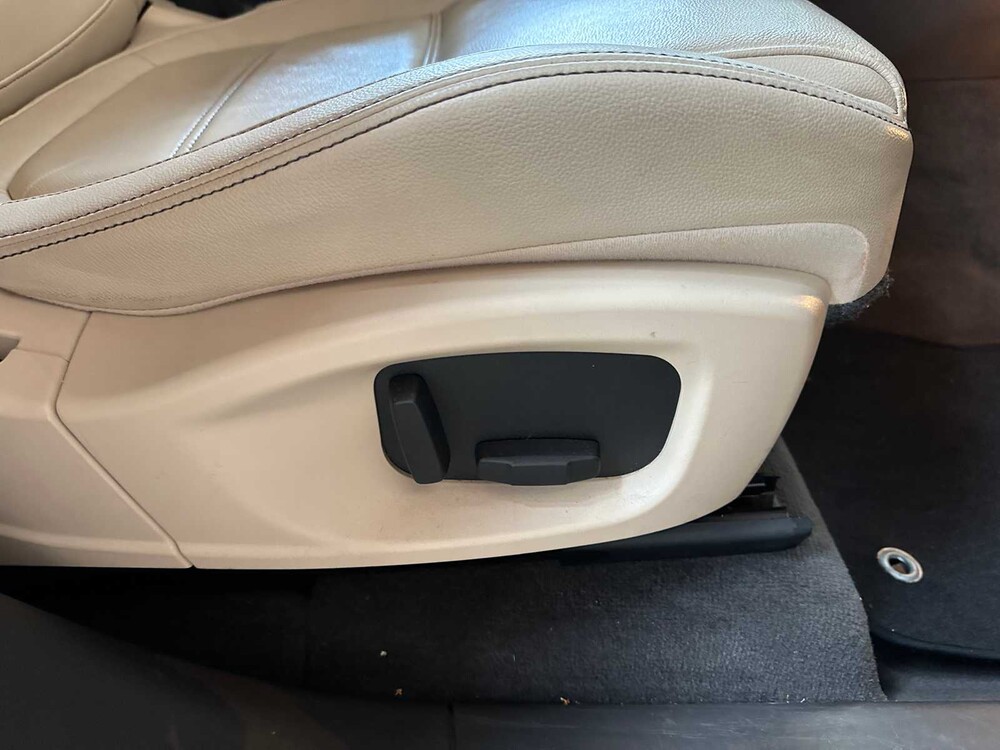 Jaguar F-PACE 3.0 Portfolio AWD 30d 300PS 2016, JV-016-S