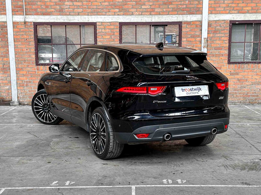 Jaguar F-PACE 3.0 Portfolio AWD 30d 300PS 2016, JV-016-S
