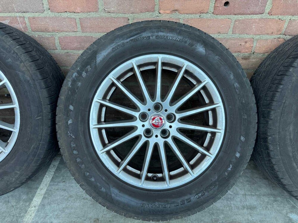 Jaguar F-PACE 3.0 Portfolio AWD 30d 300PS 2016, JV-016-S