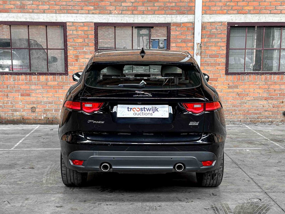 Jaguar F-PACE 3.0 Portfolio AWD 30d 300PS 2016, JV-016-S