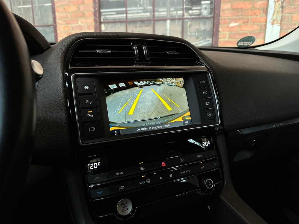 Jaguar F-PACE 3.0 Portfolio AWD 30d 300PS 2016, JV-016-S