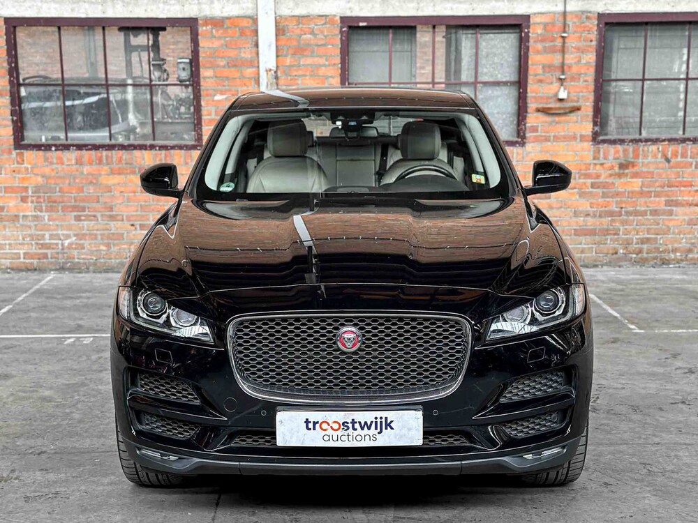 Jaguar F-PACE 3.0 Portfolio AWD 30d 300PS 2016, JV-016-S