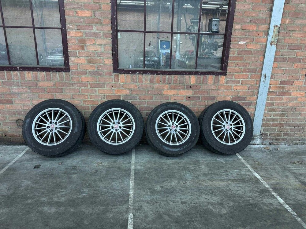 Jaguar F-PACE 3.0 Portfolio AWD 30d 300PS 2016, JV-016-S