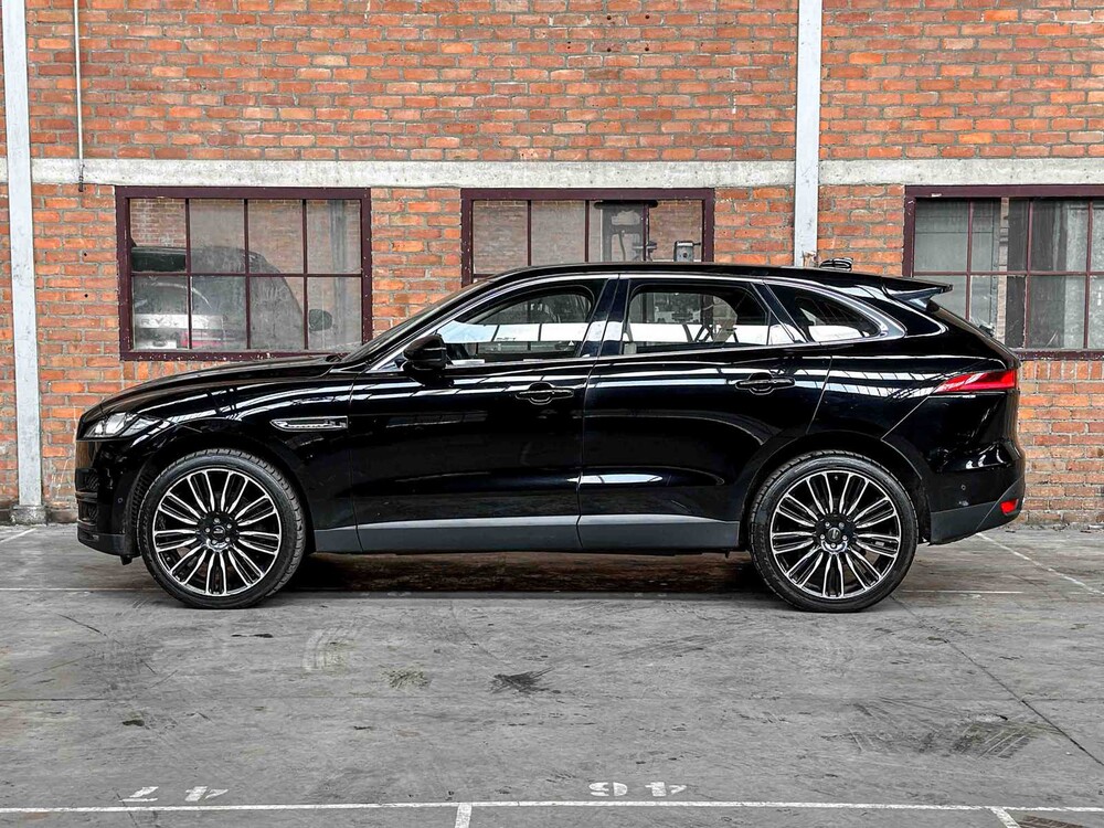Jaguar F-PACE 3.0 Portfolio AWD 30d 300PS 2016, JV-016-S