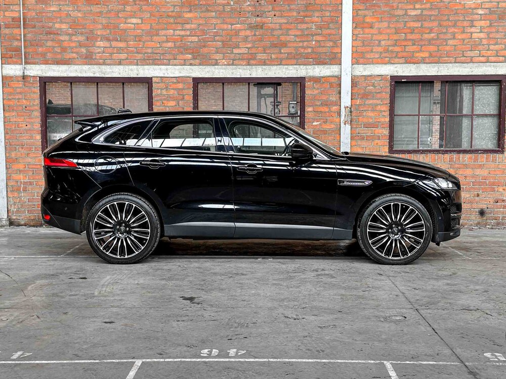 Jaguar F-PACE 3.0 Portfolio AWD 30d 300PS 2016, JV-016-S