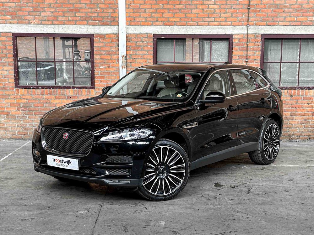 Jaguar F-PACE 3.0 Portfolio AWD 30d 300PS 2016, JV-016-S