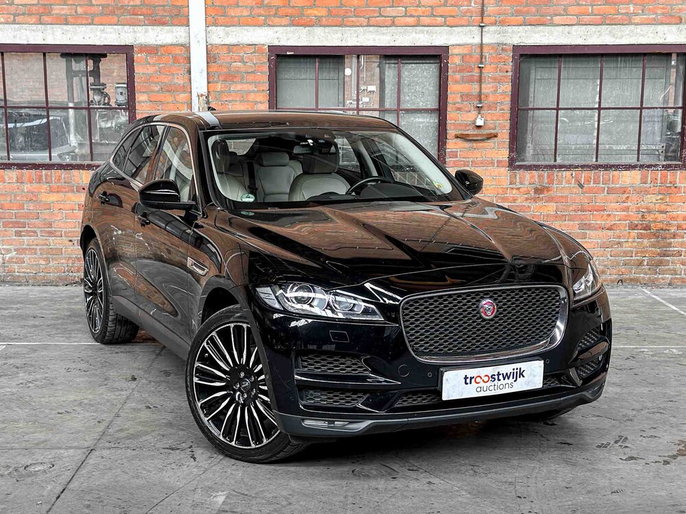 Jaguar F-PACE 3.0 Portfolio AWD 30d 300PS 2016, JV-016-S