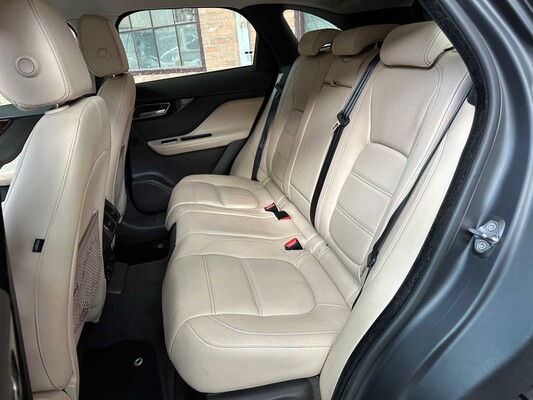 Jaguar F-PACE 3.0 Portfolio AWD 30d 300pk 2016, JV-016-S