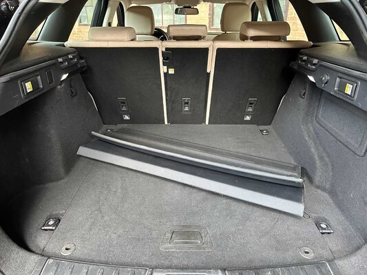 Jaguar F-PACE 3.0 Portfolio AWD 30d 300pk 2016, JV-016-S