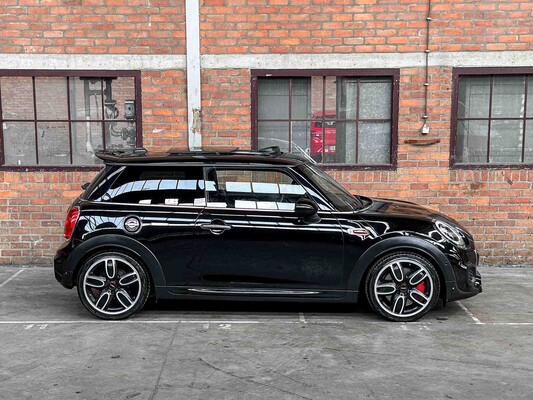 Mini John Cooper Works 2.0 231pk 2017, NZ-918-Z