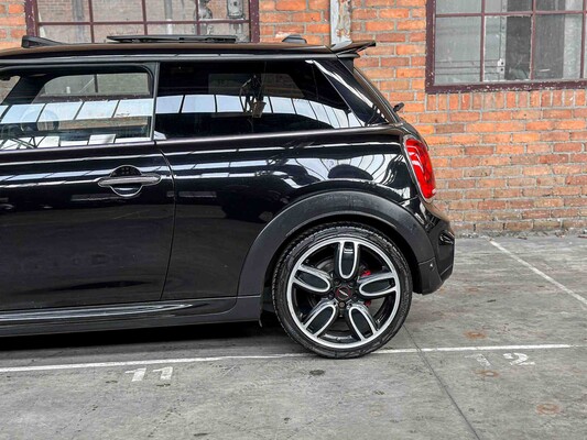 Mini John Cooper Works 2.0 231pk 2017, NZ-918-Z