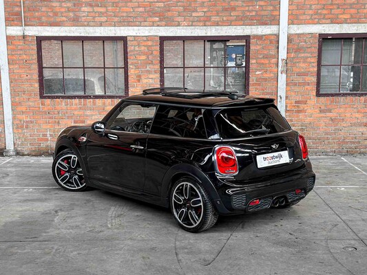 Mini John Cooper Works 2.0 231pk 2017, NZ-918-Z