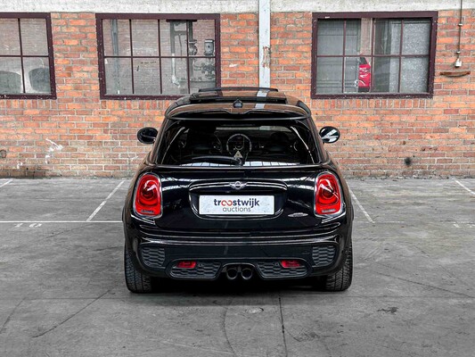 Mini John Cooper Works 2.0 231pk 2017, NZ-918-Z