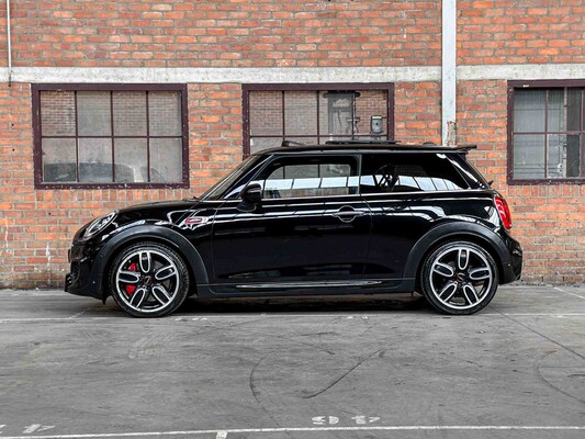 Mini John Cooper Works 2.0 231pk 2017, NZ-918-Z