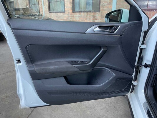 Volkswagen Polo GTI 2.0 TSI 200PS 2019, P-213-JN
