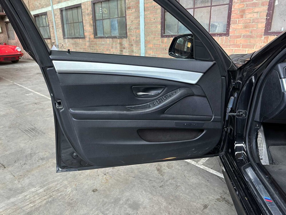 BMW 520i Touring M Sport Edition 184pk 2017 F11 5-serie, KZ-889-H