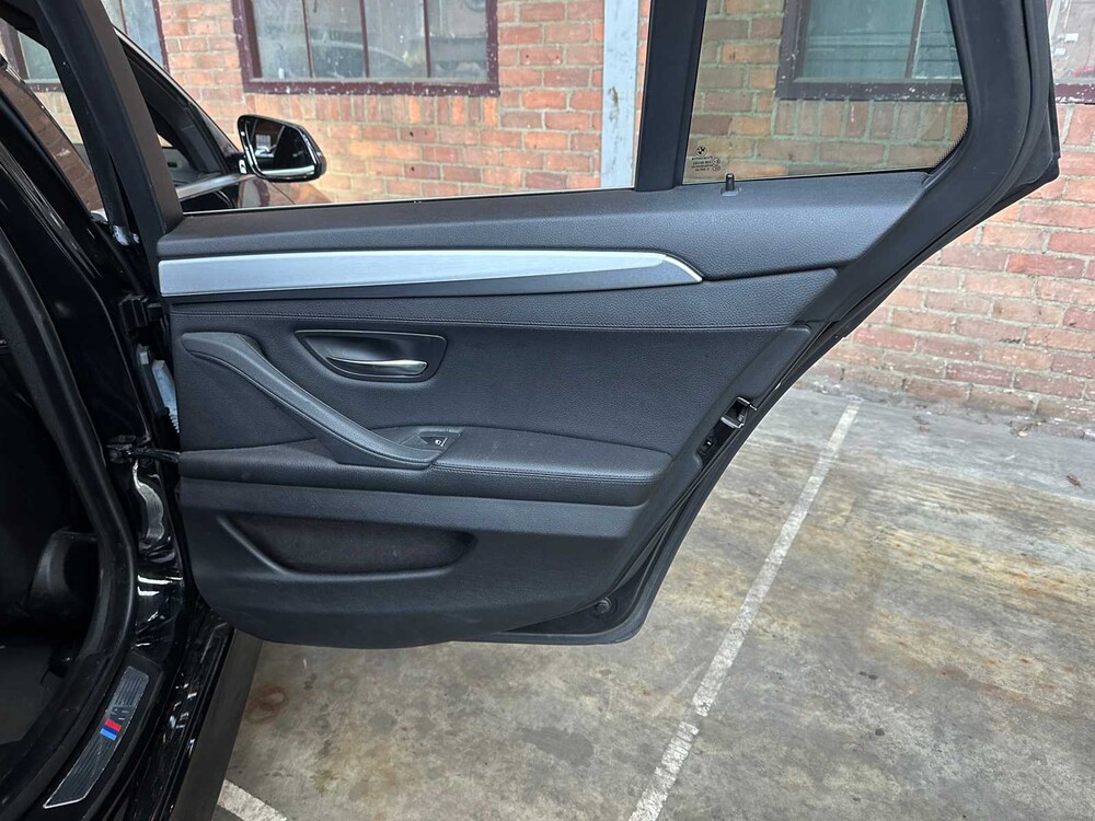 BMW 520i Touring M Sport Edition 184pk 2017 F11 5-serie, KZ-889-H